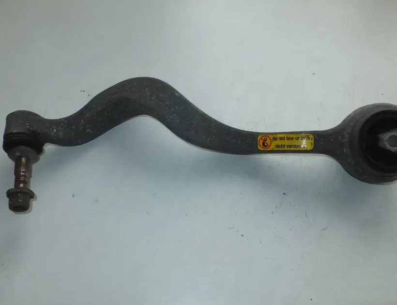 BMW 5 Series E60/E61 (2003-2010) Μπροστινό δεξί κυρτό πιρούνι 1097184 12137587