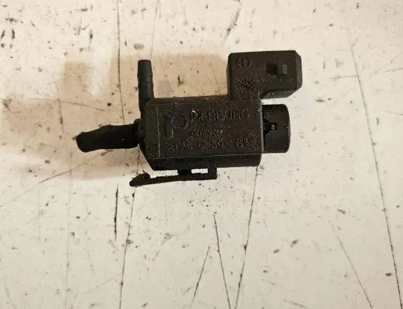 BMW 3 Series E90/E91/E92/E93 (2004-2013) Ηλεκτρομαγνητική βαλβίδα 72234100,1742712 34681452