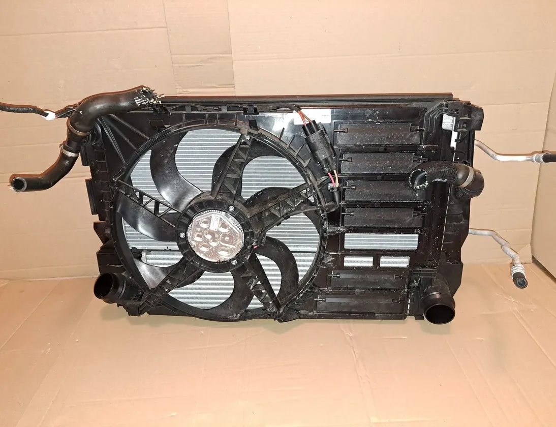 MINI Cabrio F57 (2016-2024) Μέρη ψύξης 33064645