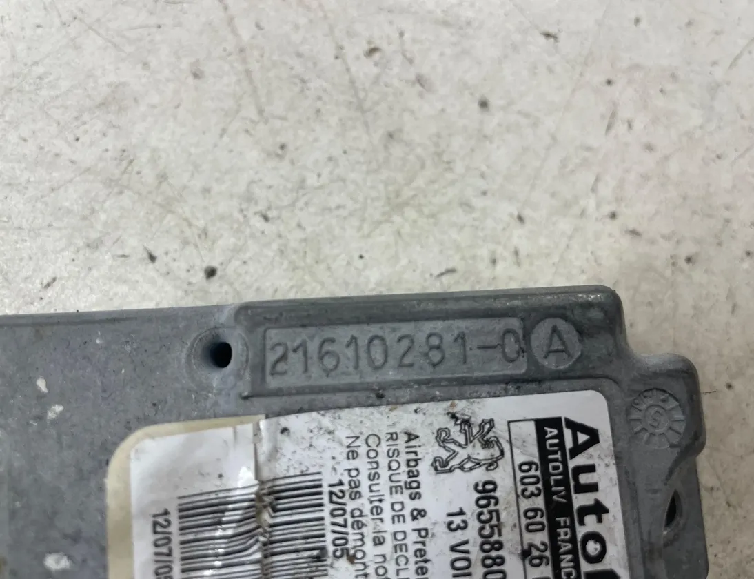 PEUGEOT 307 1 generation (2001-2008) Μονάδα ελέγχου SRS 216102810 28695924