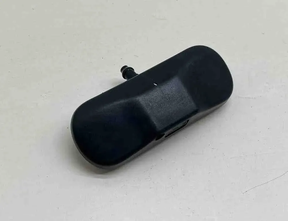 VOLKSWAGEN Variant VII TDI (2014-2024) Ακροφύσιο παρμπρίζ 5M0955986C 32684123