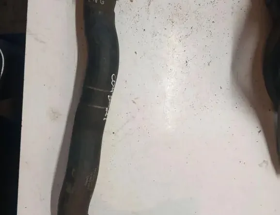 VOLVO V70 2 generation (2000-2008) Σωλήνας σωλήνα ψυκτικού υγρού BG918260GA 33159361