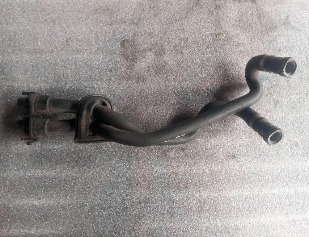 VOLVO S60 2 generation (2010-2020) Σωλήνας σωλήνα ψυκτικού υγρού 6G9118C266CG 33159932