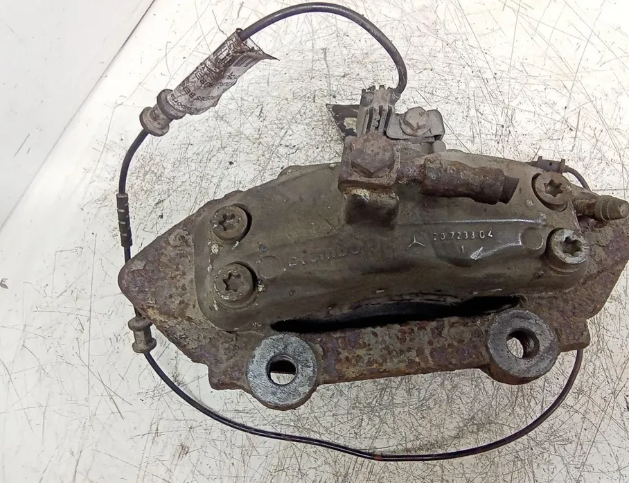 MERCEDES-BENZ M-Class W163 (1997-2005) Μπροστινή δεξιά δαγκάνα φρένου 20704604 28687231