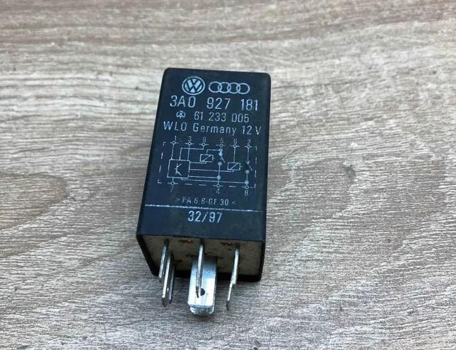 VOLKSWAGEN Transporter T4 (1990-2003) Ρελέ 3A0927181,61233005,175 34366280