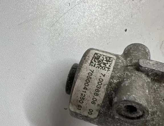 NISSAN Note 1 generation (2005-2014) Βαλβίδα EGR 8200561269,8200282949 35047341
