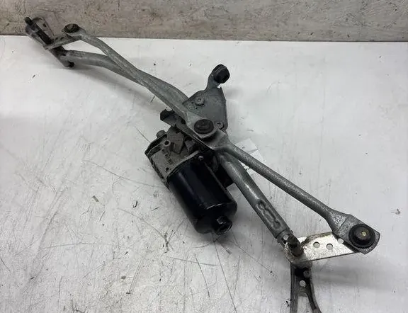 BMW 5 Series G30/G31 (2016-2023) Μηχανισμός υαλοκαθαριστήρα μπροστινού παρμπρίζ W000061430 35047646