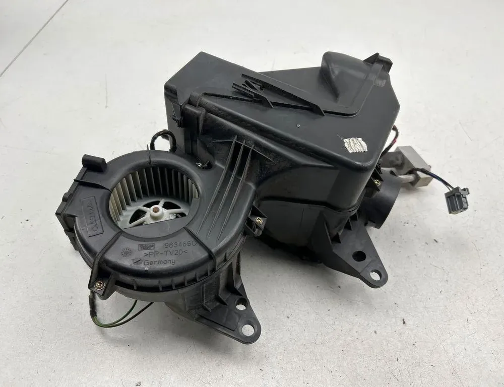 VOLVO XC90 1 generation (2002-2014) Θερμοσίφωνας εσωτερικού χώρου 0193705672,6101,30676410,300903 34120628