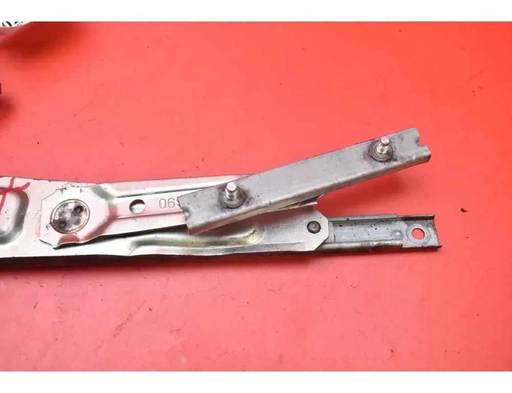 MITSUBISHI ASX 1 generation (2010-2020) Ρυθμιστής παραθύρου πίσω δεξιών πορτών 5713A257 32929036