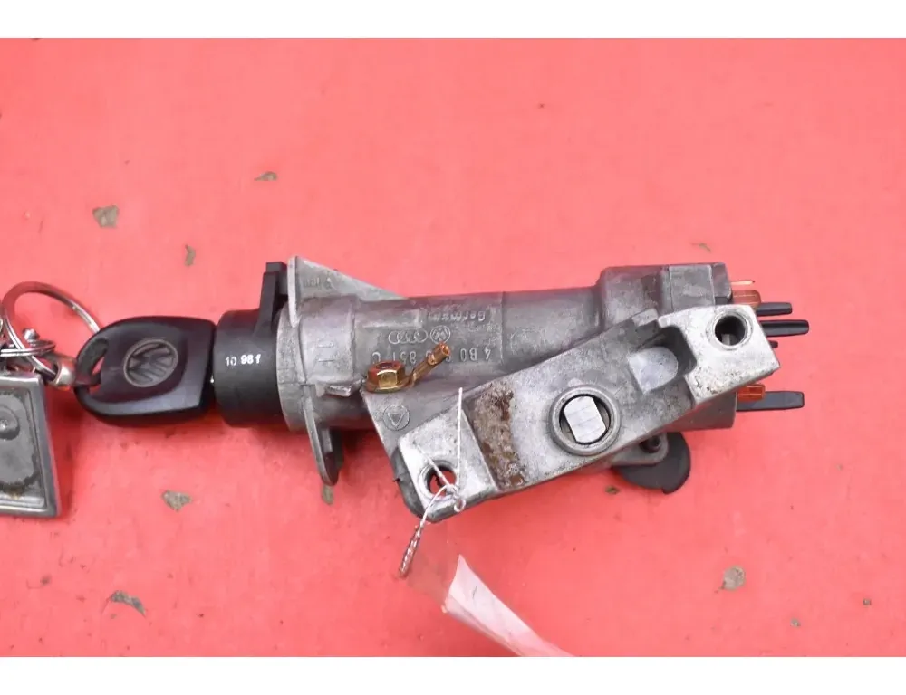 VOLKSWAGEN Golf 4 generation (1997-2006) Κλείδωμα ανάφλεξης 4B0905851C 35066591