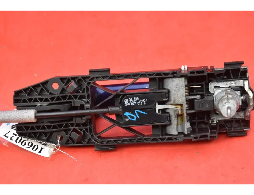 VOLKSWAGEN Golf 8 generation (2019-2023) Εξωτερική Χειρολαβή Αριστερής Προσόψεως Πόρτας 5N0837885H 35066068