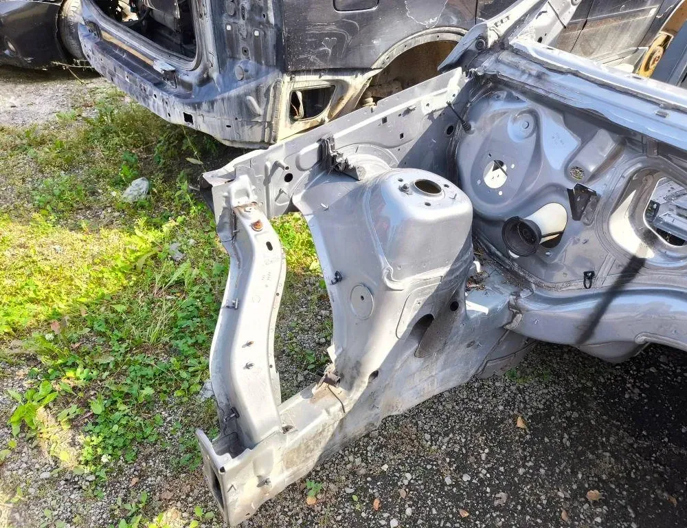 MERCEDES-BENZ M-Class W166 (2011-2015) Εμπρός Δεξιά Τέταρτο Πάνελ 34956483