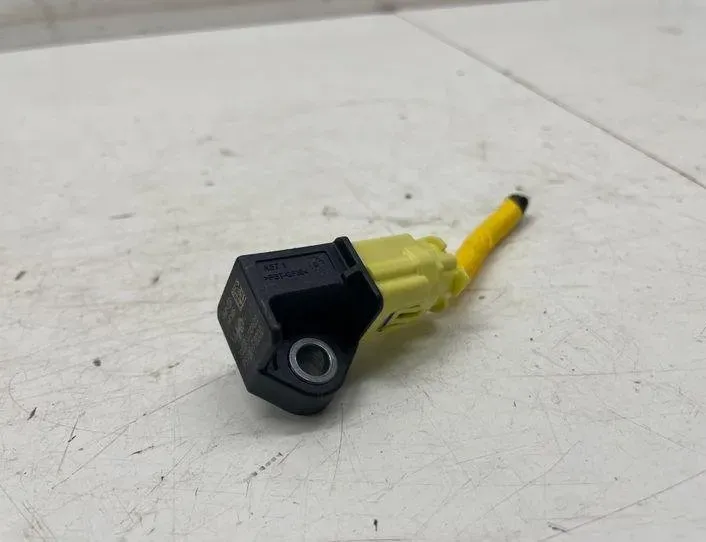 KIA Niro 1 generation  (2016-2022) Πίσω δεξιός αισθητήρας κρούσης 95920F2000 22210717