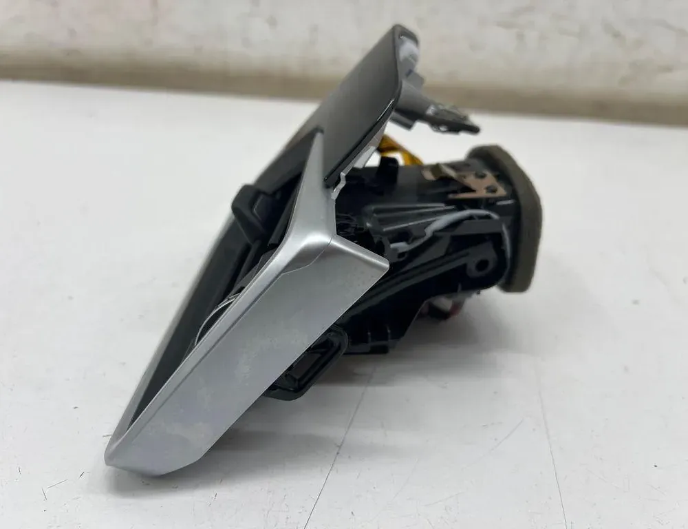 BMW 3 Series G20/G21/G28 (2018-2024) Αεραγωγοί στο ταμπλό 6848619 33352580