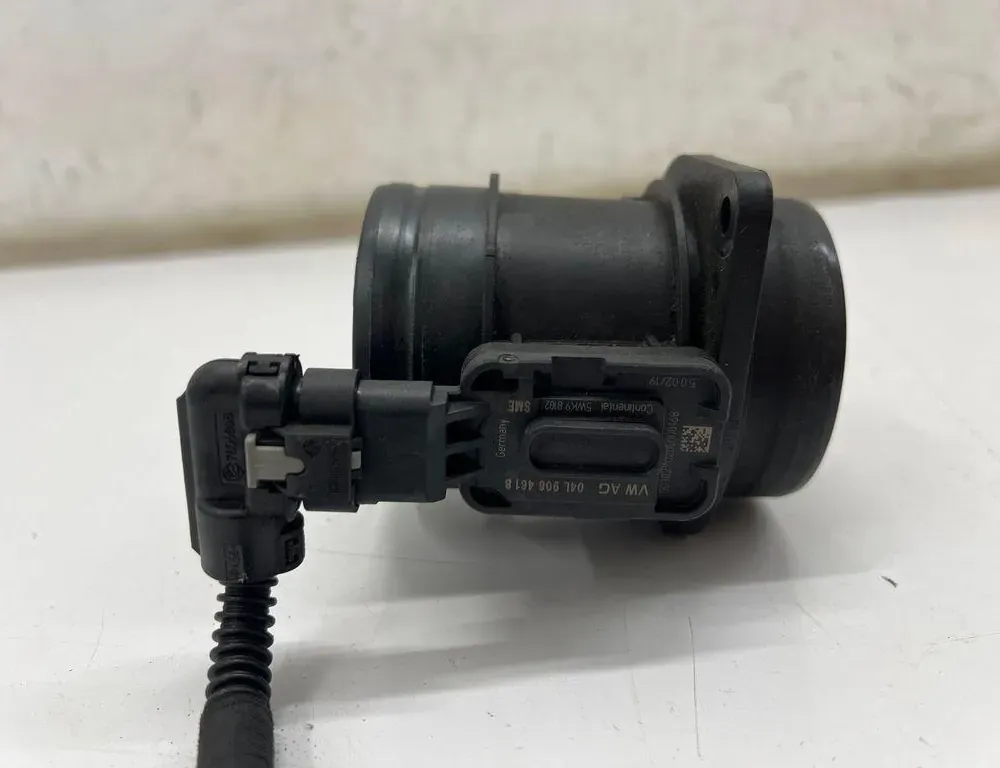 AUDI A4 B9/8W (2015-2024) Αισθητήρας μάζας αέρα MAF 04L906461B 34989195