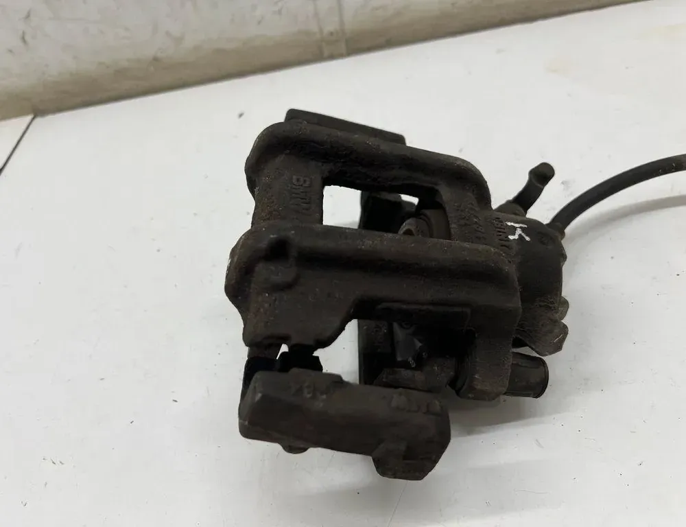 BMW 1 Series F20/F21 (2011-2020) Μπροστινή αριστερή ταραντέλα W09104 35043731