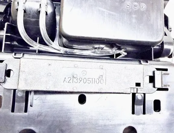 MERCEDES-BENZ E-Class W211/S211 (2002-2009) Ποτηροθήκη 82754003,A2136802607,A2139051100 34703082