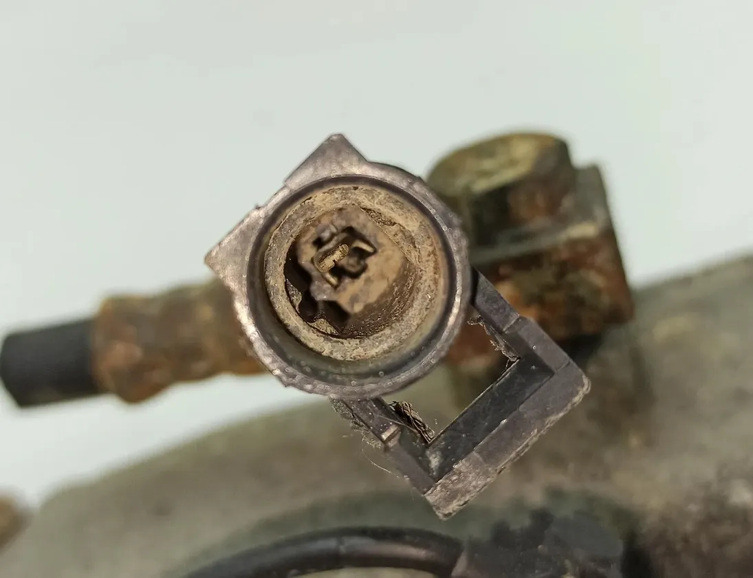 MERCEDES-BENZ M-Class W163 (1997-2005) Μπροστινή δεξιά δαγκάνα φρένου 20833300 30233693