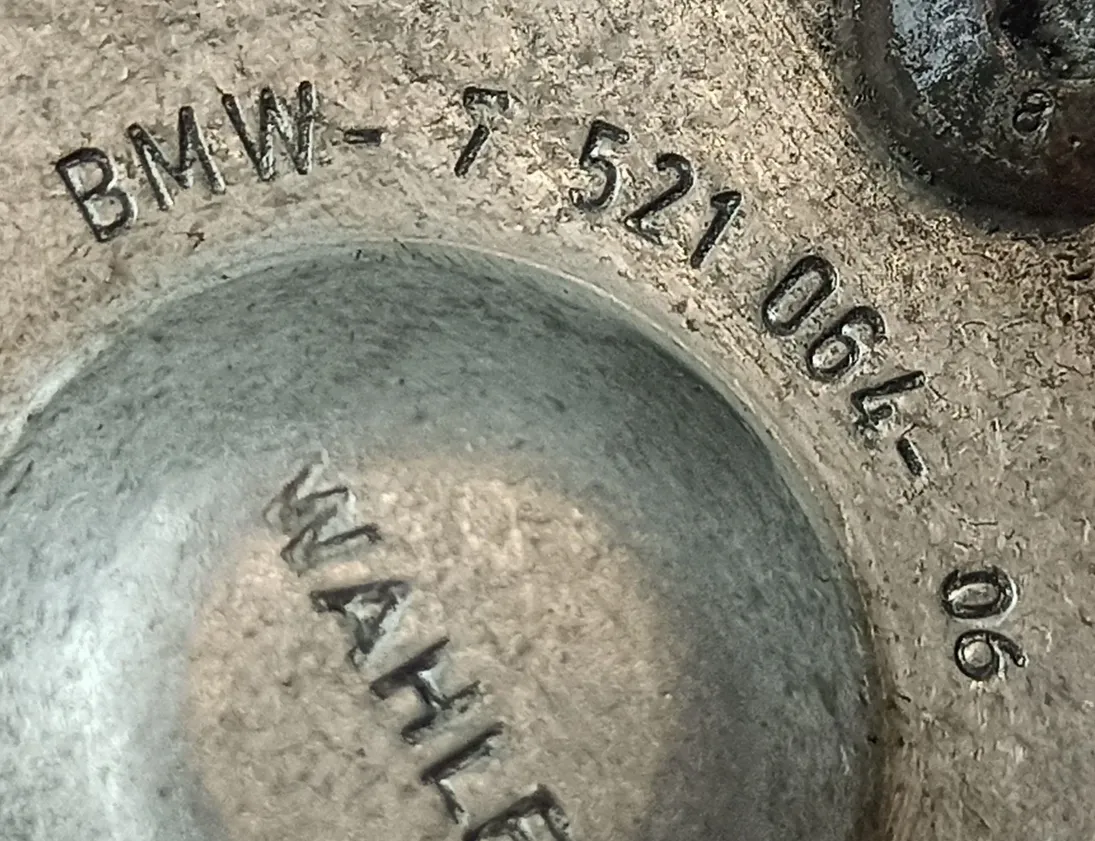 BMW X1 E84 (2009-2015) Ψύκτης λαδιού 7521064,752106406 30237519