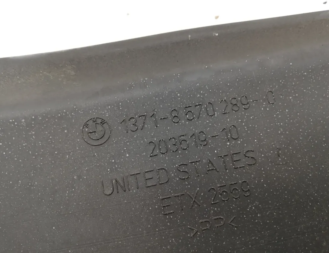 BMW X6 F16 (2014-2020) Σωλήνας εισαγωγής αέρα 8570289 12223196