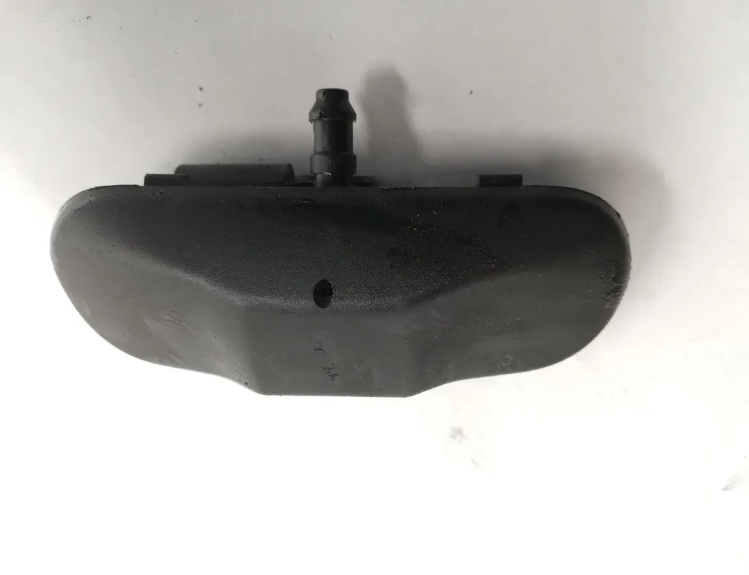 VOLKSWAGEN Tiguan 2 generation (2016-2024) Ακροφύσιο παρμπρίζ 5M0955986C 17742785