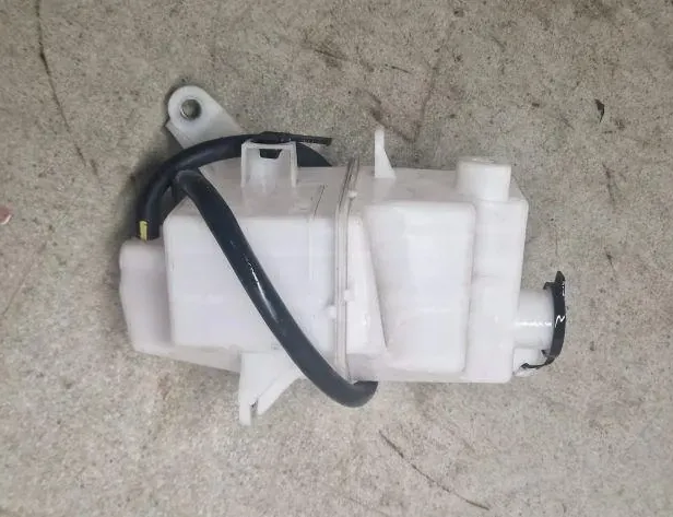TOYOTA RAV4 5 generation (XA50) (2018-2024) Δεξαμενή επέκτασης DENSO,26E4 34255677