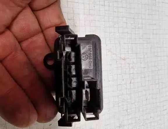 VOLKSWAGEN Golf 3 generation (1991-1998) Ρελέ ανεμιστήρα ανεμιστήρα 1H0959263,3131090055 32509953