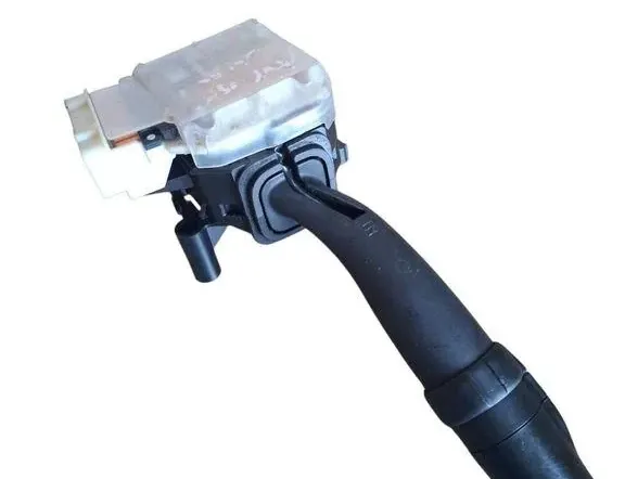 TOYOTA Avensis 2 generation (2002-2009) Γυρίστε το κουμπί του διακόπτη 8414005100 33248853