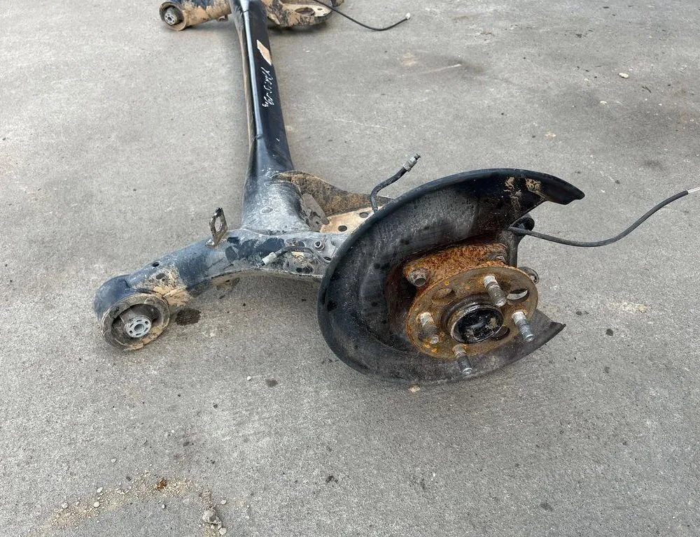 TOYOTA Yaris 3 generation (2010-2019) Πίσω υποπλαίσιο 35007037