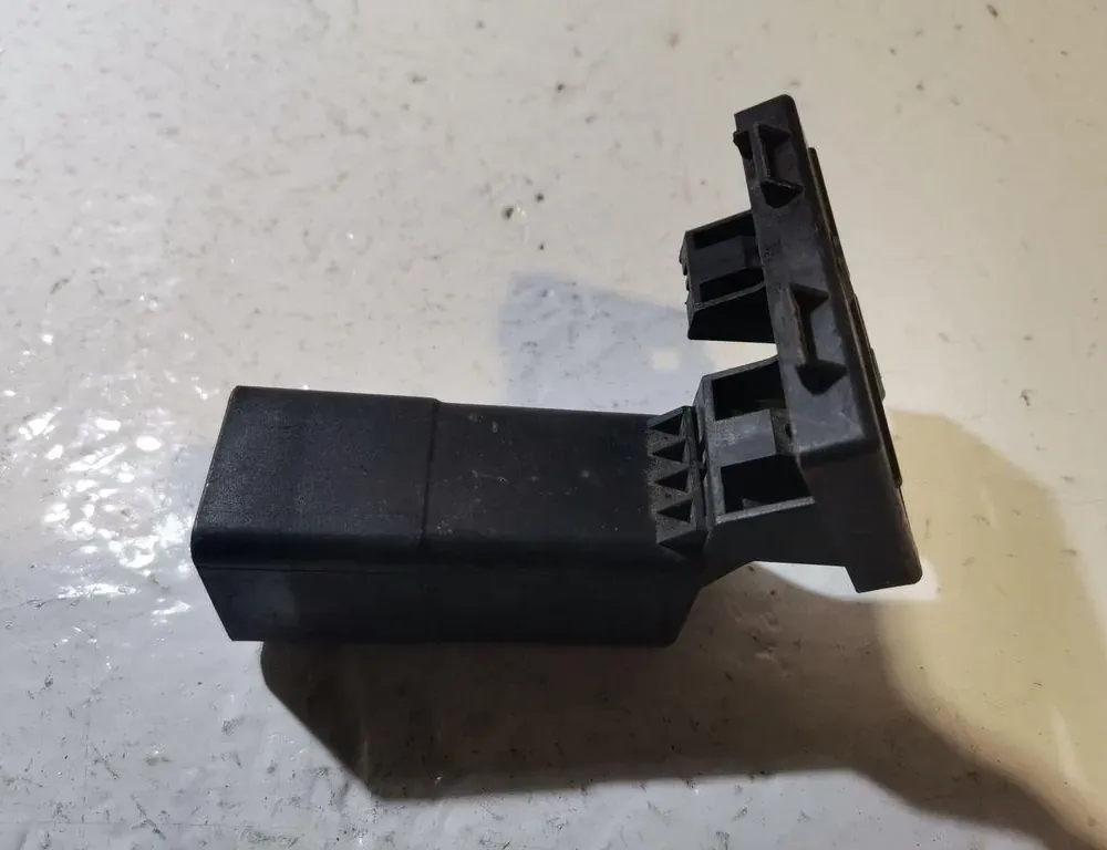 VOLKSWAGEN Golf 4 generation (1997-2006) Μπουζί 038907281D 35007059