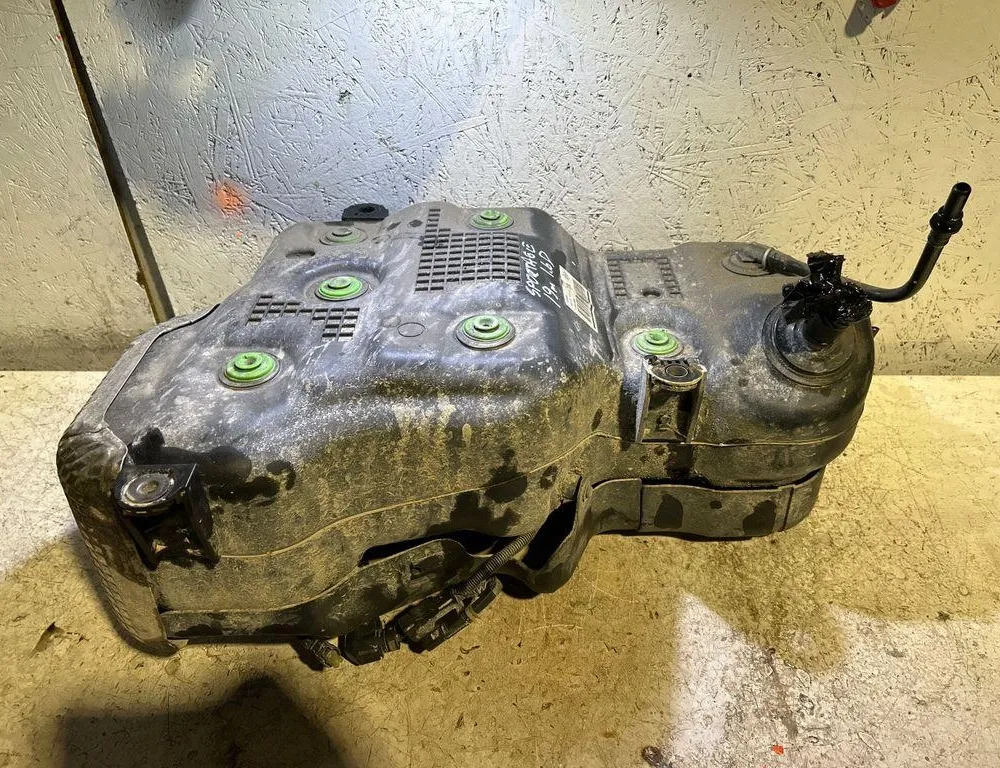 KIA Sportage 4 generation (2016-2022) Δεξαμενή AdBlue 0184606,31500D7900 35012093