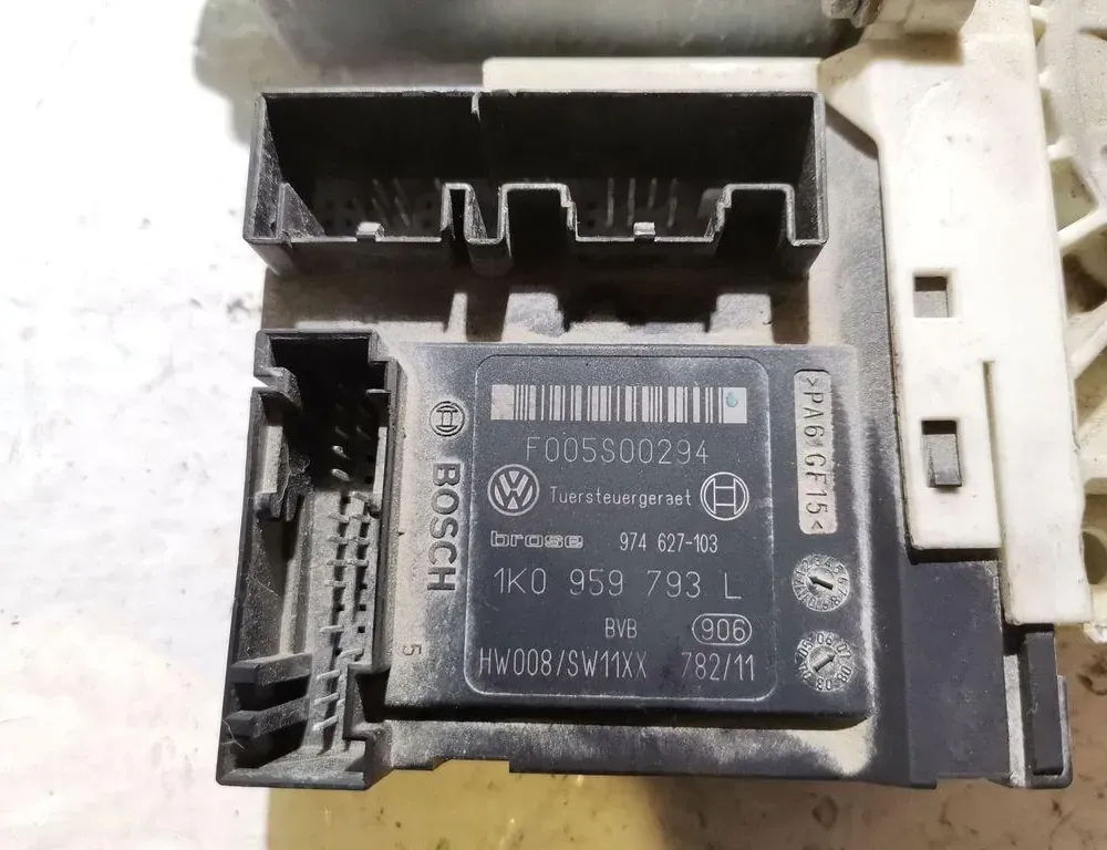 VOLKSWAGEN Passat B6 (2005-2010) Κινητήρας ρυθμιστή παραθύρου Αριστερής Προσόψεως Πόρτας 1K0959701P,1K0959793L 35044649