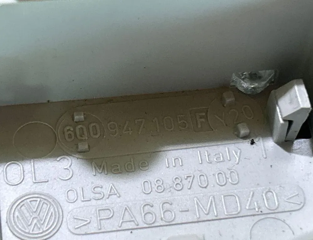 VOLKSWAGEN Polo 5 generation (2009-2017) Εσωτερικός Φωτισμός 6Q0947105F 35020624