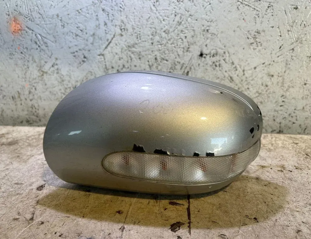 MERCEDES-BENZ C-Class W203/S203/CL203 (2000-2008) Μπροστινό δεξιό πλαίσιο καθρέφτη 2038100184 35007025