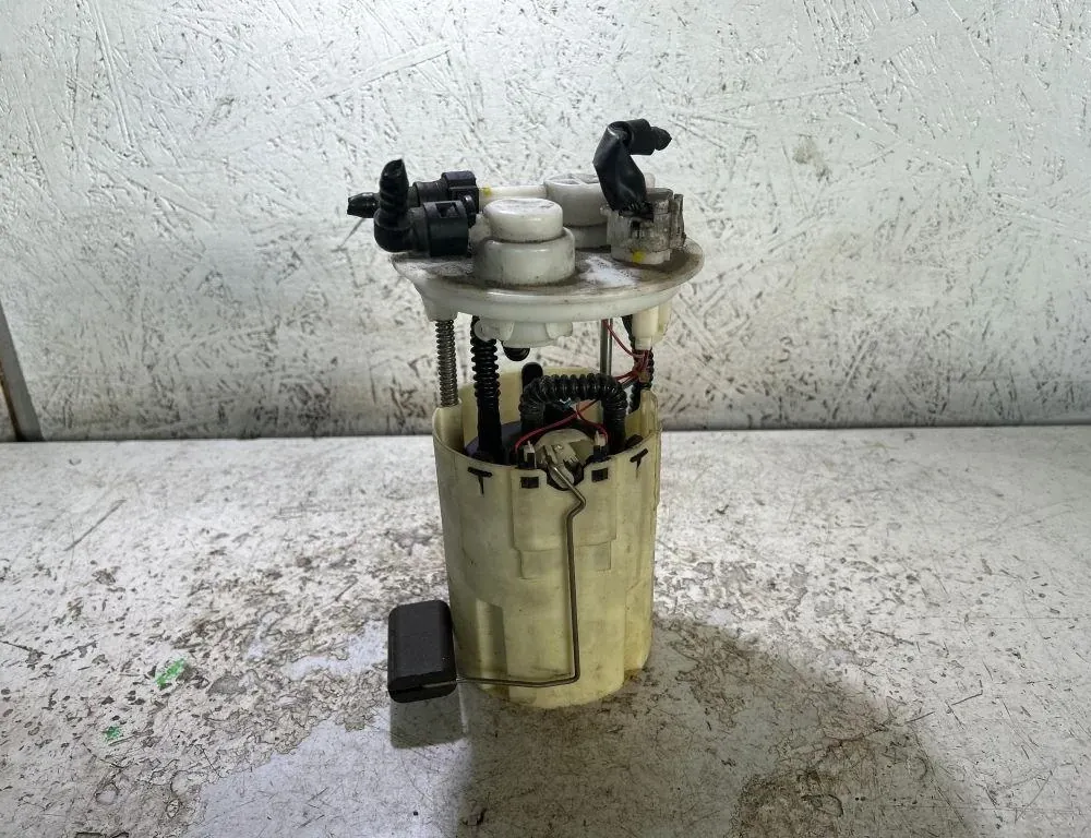 TOYOTA Avensis 2 generation (2002-2009) Αντλία καυσίμου στην δεξαμενή 0580313095 35041968