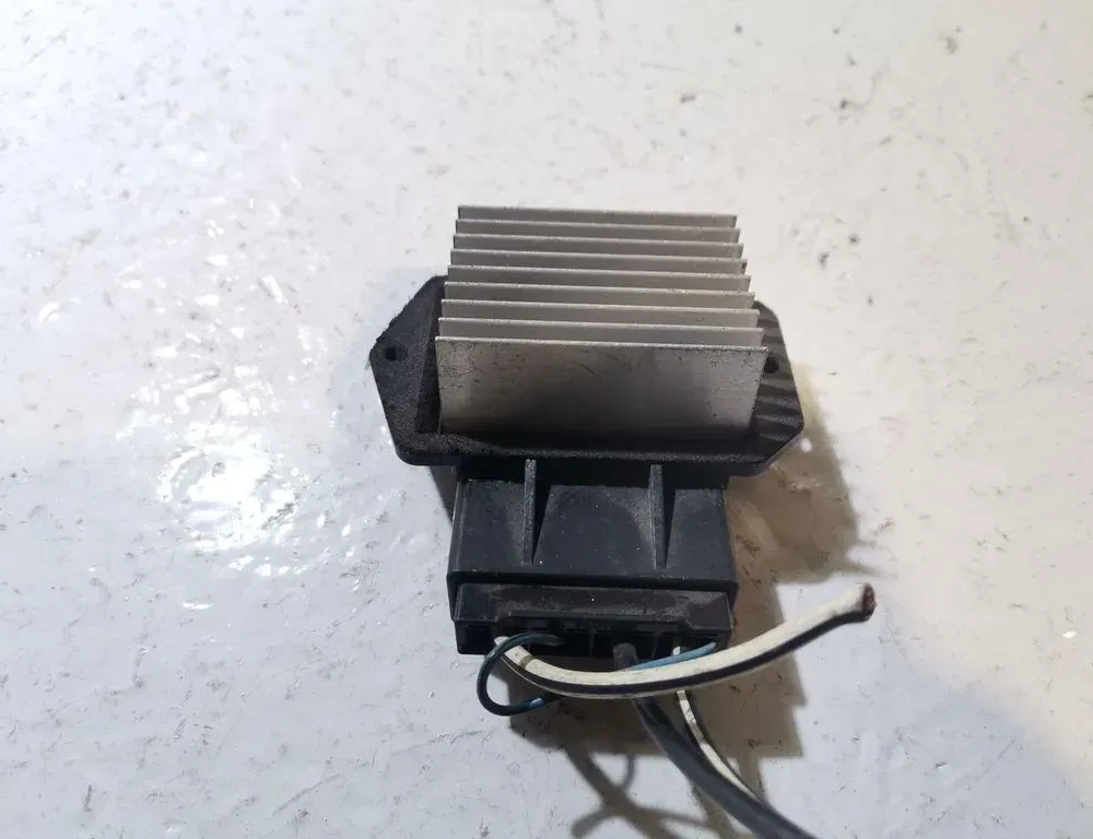 TOYOTA Corolla Verso 1 generation (2001-2009) Μοτέρ ανεμιστήρα θερμαντήρα/αντίσταση ανεμιστήρα 4993002121 35016406