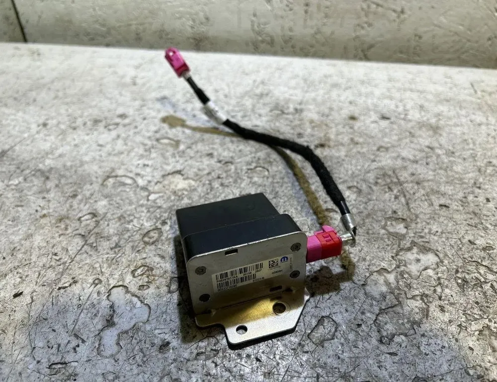 DODGE Challenger 3 generation (2008-2024) Κεραία 00533718290,P68293977AA,61023B 35015850