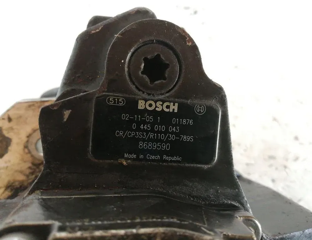 VOLVO V70 2 generation (2000-2008) Αντλία καυσίμου 8689590,0445010043 35020334