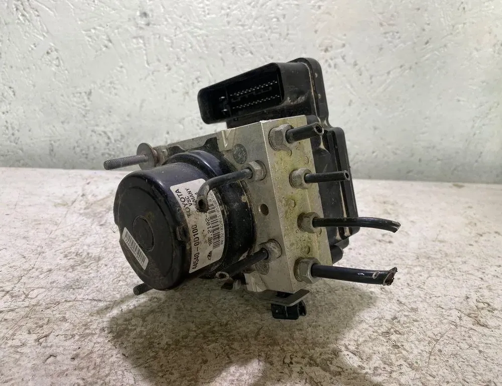 TOYOTA Yaris 3 generation (2010-2019) Αντλία ABS 895410D170,28562187113,06261338041,06210962033 35007023