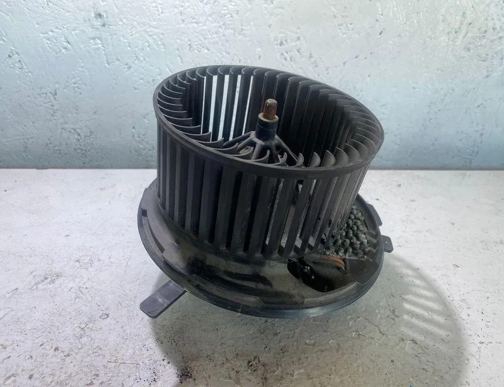 VOLKSWAGEN Touran 1 generation (2003-2015) Μοτέρ ανεμιστήρα θερμαντήρα/αντίσταση ανεμιστήρα 997211A,3C0907521D,2468105383,F011500045 35004851