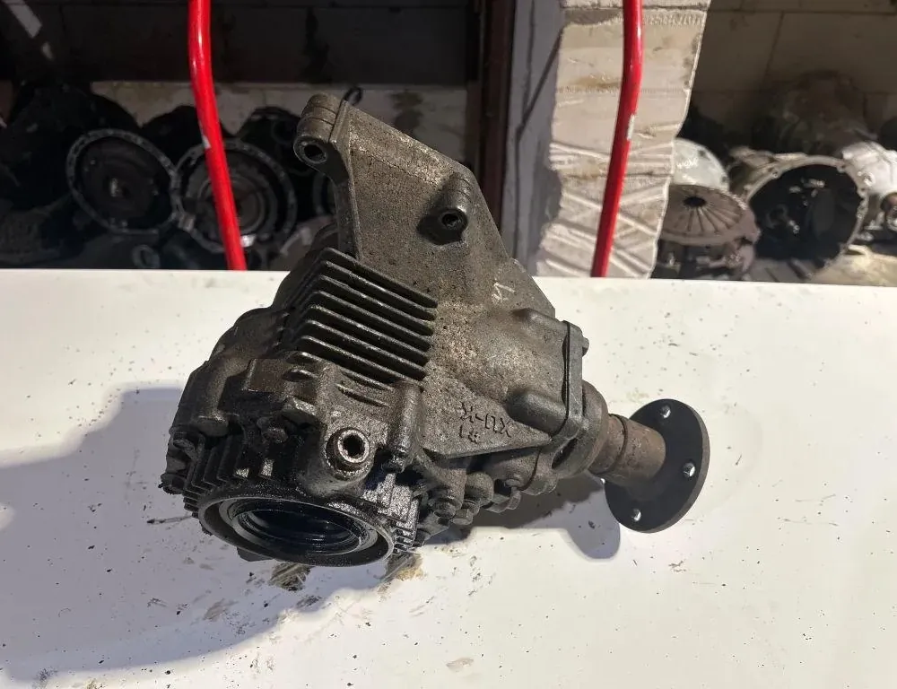 NISSAN X-Trail T30 (2001-2007) Μπροστινή θήκη μεταφοράς 8H5 35019340