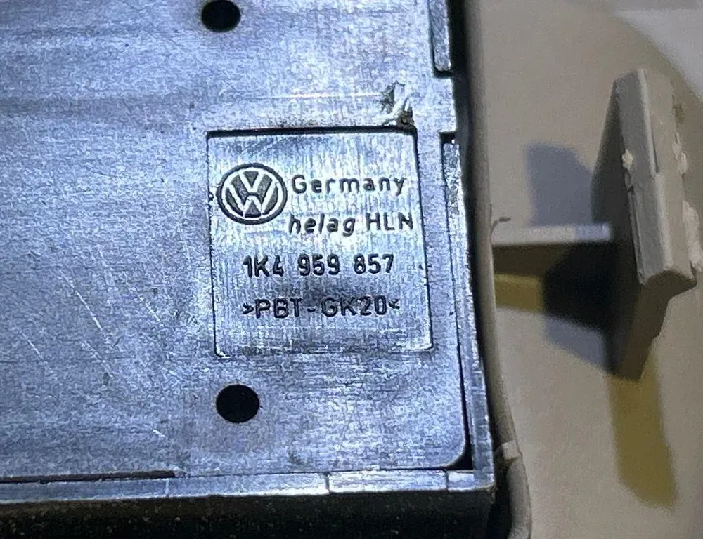 VOLKSWAGEN Passat B6 (2005-2010) Κουμπί ελέγχου παραθύρου πίσω δεξιών πορτών 1K4959857 35042294