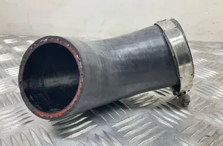 AUDI Q3 8U (2011-2020) Σωλήνας σωλήνα Intercooler 5N0145833B 34735672