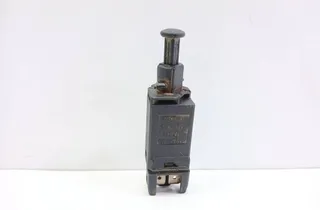 VOLKSWAGEN Golf 3 generation (1991-1998) Αισθητήρας πεντάλ φρένου 191945515 31362653
