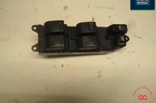 TOYOTA Prius 2 generation (XW20) (2003-2011) Διακόπτης παραθύρου Αριστερής Προσόψεως Πόρτας 8482047050,8482047021 30871753