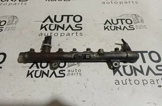 RENAULT Megane 2 generation (2002-2012) Σωλήνας καυσίμου 8200330912 33927870