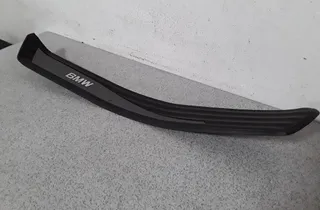 BMW 5 Series E60/E61 (2003-2010) Πίσω αριστερό μαρσπιέ 51477034305 33745022