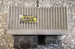 RENAULT Megane 2 generation (2002-2012) Μπουζί 7700100703 33853079