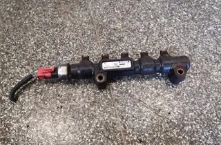 VOLVO V50 1 generation (2003-2012) Σωλήνας καυσίμου 9654592680 33977755