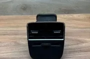 AUDI A3 8V (2012-2020) Πίσω μάσκα εξαερισμού 8V0857042,15825200 35857201